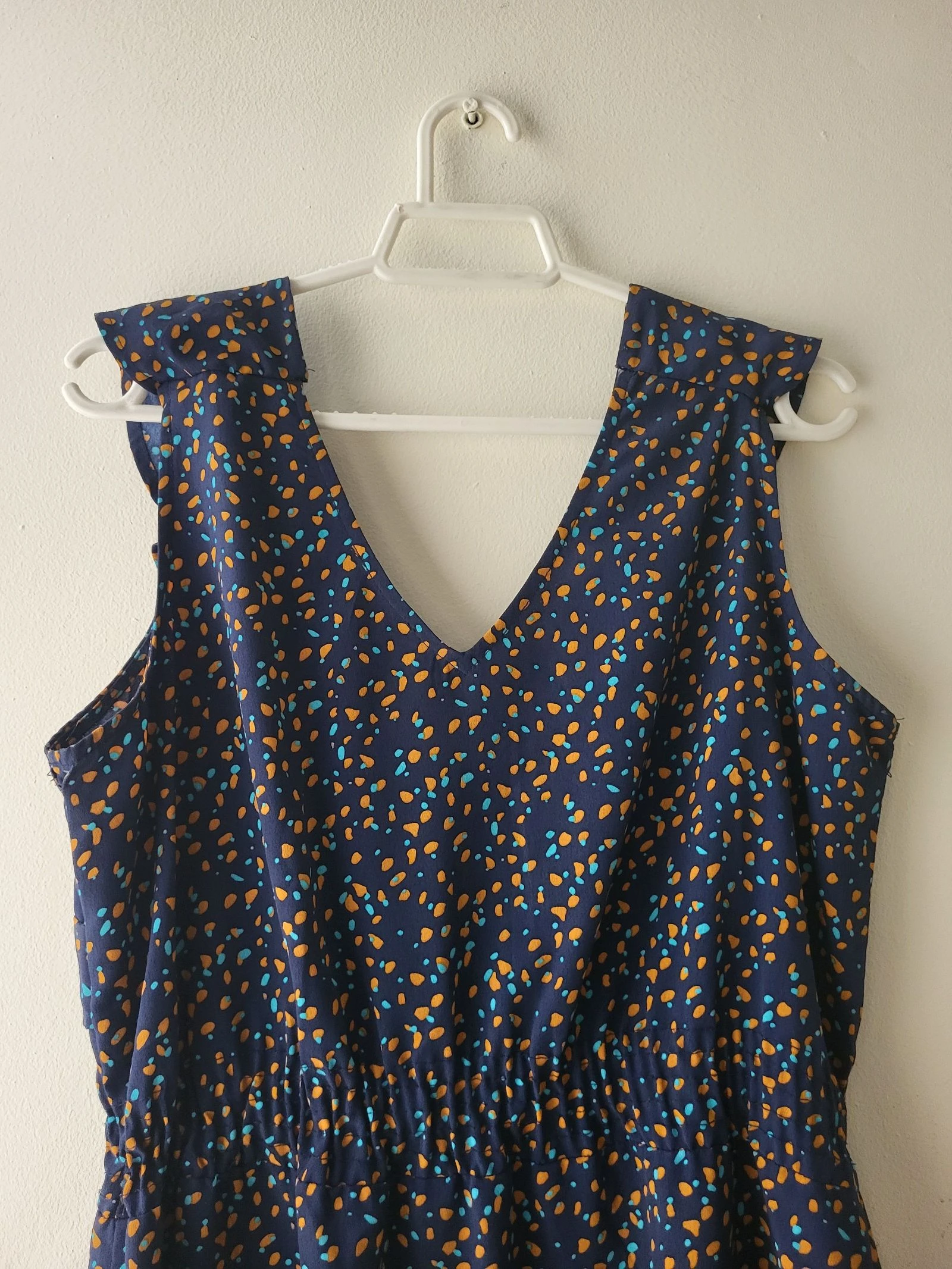 Vestido azul con volante – photo 6
